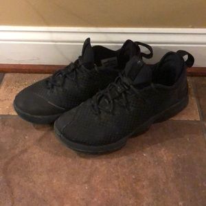 Nike Lebron James 14 Low Triple Black Sneaker